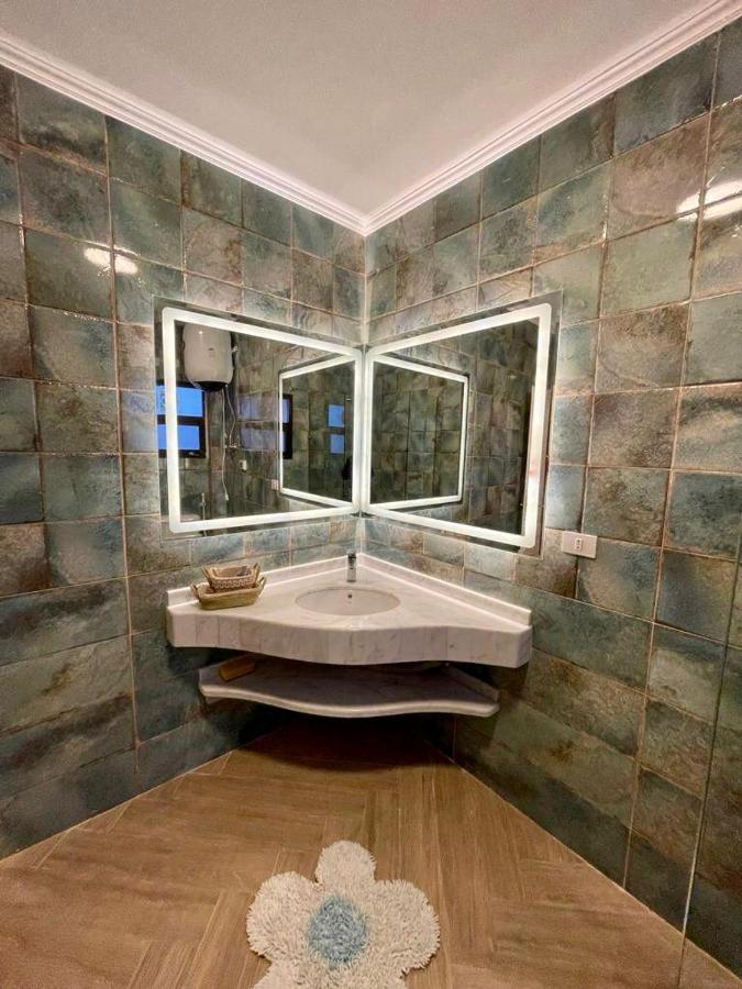 Luxurious 3 Bedroom Rustic Apartment Overlooking Huge Garden - For Families And Couples القاهرة المظهر الخارجي الصورة