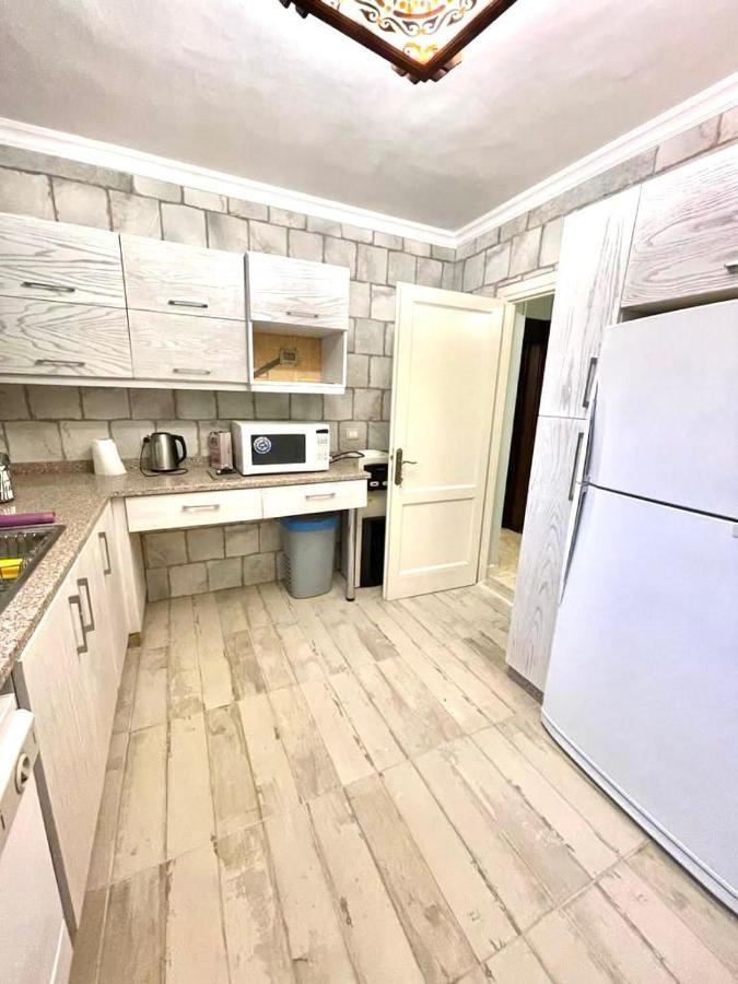 Luxurious 3 Bedroom Rustic Apartment Overlooking Huge Garden - For Families And Couples القاهرة المظهر الخارجي الصورة